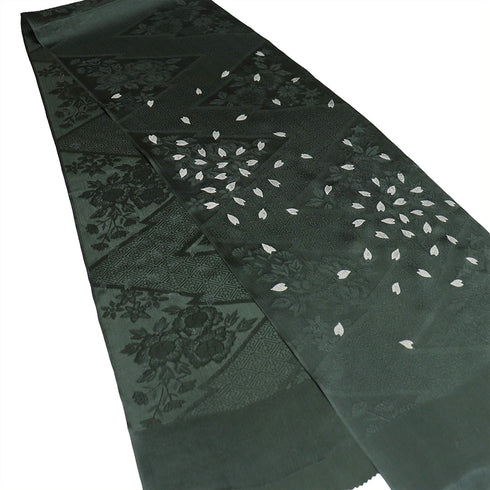 帯揚げ リサイクル お洒落 綸子 正絹 グリーン 菱柄 桜の花びら柄 未使用品 AG-1165