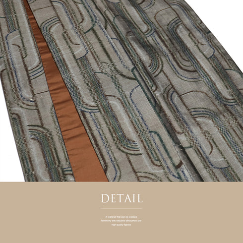 紬 リサイクル 身丈158cm 裄64cm 袷 幾何学模様 パールトーン加工 ブラウン Mサイズ お洒落 カジュアル しつけ糸 正絹 広衿 Sランク