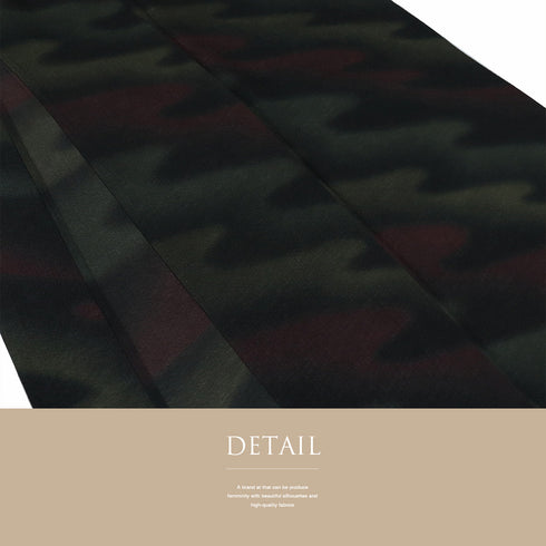 小紋 リサイクル 身丈159cm 裄65.5cm 単衣 流水ぼかし柄 グリーン Mサイズ お洒落 一つ紋 不明 広衿 Aランク