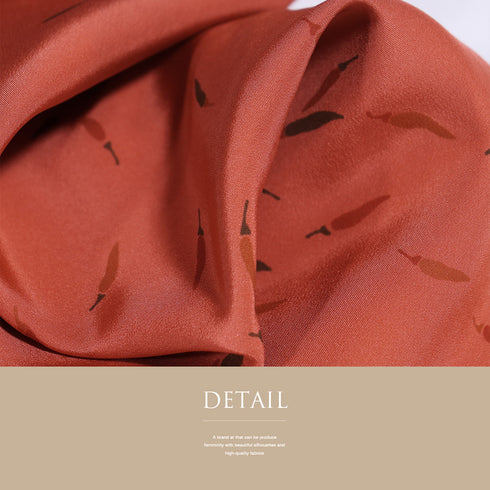 長襦袢 リサイクル 長襦袢 身丈122cm 裄63.2cm 袷 唐辛子柄 レッド Sサイズ お洒落 正絹 Aランク