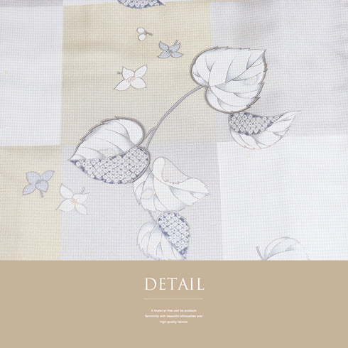 紬 リサイクル 身丈153.8cm 裄63.2cm 袷 市松に葉や小花柄 箔 ベージュ Sサイズ お洒落 カジュアル 正絹 広衿 Sランク