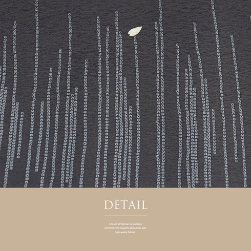 小紋 リサイクル 身丈152.5cm 裄62cm 単衣 鹿子柄に花びら散らし 箔 渡辺雪三郎 グレー Sサイズ お洒落 正絹 広衿 Sランク