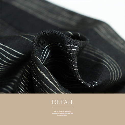 紬 リサイクル 身丈155.8cm 裄64.4cm 単衣 よろけ縞柄 ブラック Mサイズ お洒落 カジュアル 正絹 広衿 Sランク