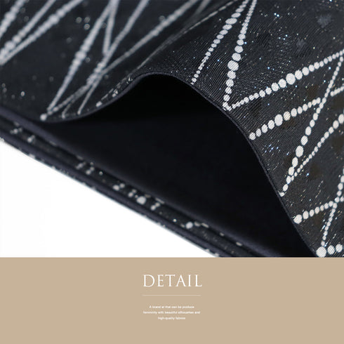 袋帯 リサイクル 帯丈464cm 全通 幾何学柄に小花の地紋 ブラック LLサイズ 正絹 新品・未使用品 お洒落