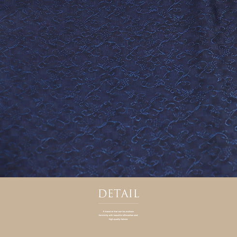 小紋 リサイクル 身丈151.8cm 裄65.4cm 袷 市松に葡萄柄 地紋 ブルー Sサイズ お洒落 正絹 広衿 Sランク