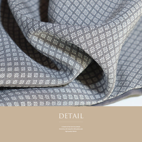 江戸小紋 リサイクル 身丈161.5cm 裄68cm 袷 菊菱 縦ぼかし 作家 保科土山 グレー Lサイズ お洒落 カジュアル 一つ紋 正絹 広衿 Aランク