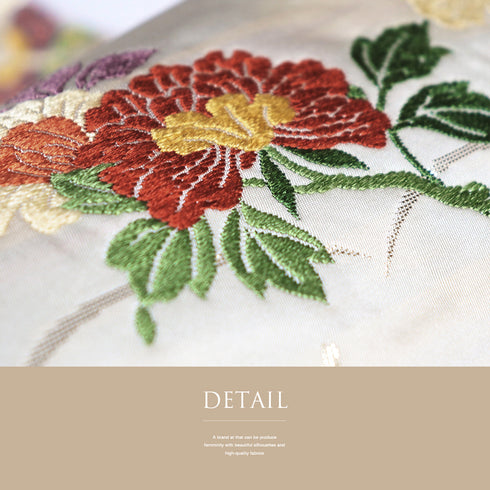 名古屋帯 リサイクル 帯丈355cm 六通 花柄 蝶柄 刺繍 ベージュ Sサイズ 正絹 Aランク お洒落