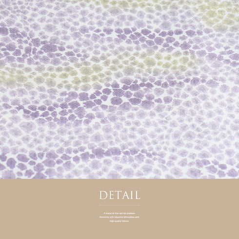 小紋 リサイクル 身丈158.5cm 裄66.4cm 袷 地紋 パープル Mサイズ お洒落 カジュアル ポリエステル 洗える着物 広衿 Sランク