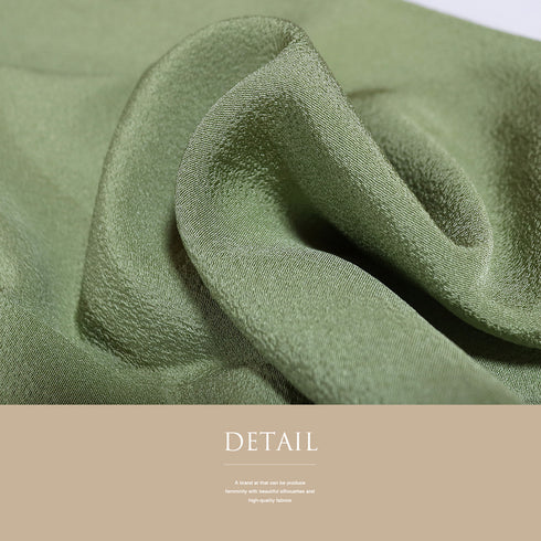 色無地 リサイクル 身丈159.8cm 裄64.4cm 袷 グリーン Mサイズ セミフォーマル 一つ紋 しつけ糸 正絹 広衿 Sランク