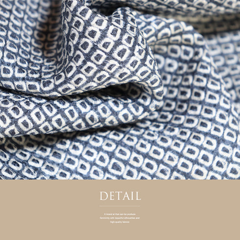 小紋 リサイクル 身丈164.2cm 裄70.2cm 袷 絞り ネイビー Lサイズ お洒落 正絹 広衿 Sランク