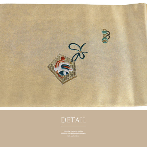 名古屋帯 リサイクル 帯丈367.5cm ポイント柄 絵馬 羽子板 兜 折り鶴 ゴールド Mサイズ 正絹 Sランク お洒落