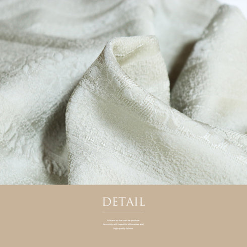 色無地 リサイクル 身丈157.3cm 裄63.2cm 袷 花柄 グリーン Mサイズ セミフォーマル 一つ紋 正絹 広衿 地紋あり Sランク