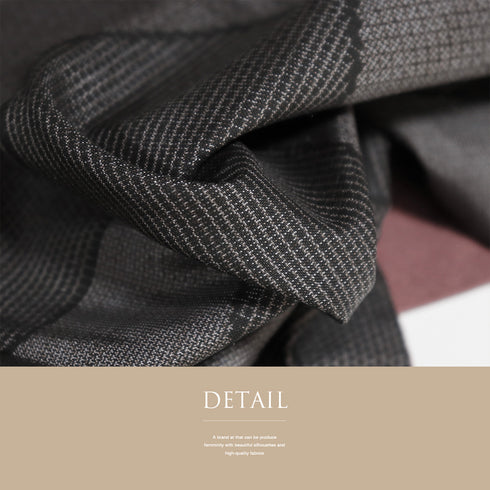 紬 リサイクル 身丈156.2cm 裄65cm 袷 幾何学柄 ブラック Mサイズ カジュアル お洒落 正絹 広衿 Sランク