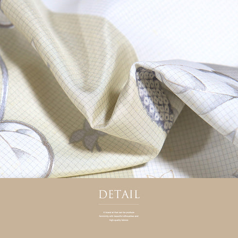 紬 リサイクル 身丈153.8cm 裄63.2cm 袷 市松に葉や小花柄 箔 ベージュ Sサイズ お洒落 カジュアル 正絹 広衿 Sランク