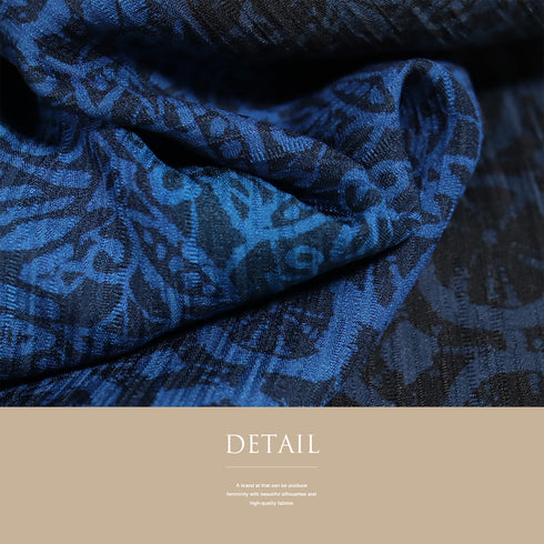 小紋 リサイクル 身丈147cm 裄62.8cm 袷 更紗柄 地紋 ブルー SSサイズ お洒落 カジュアル 正絹 広衿 Sランク