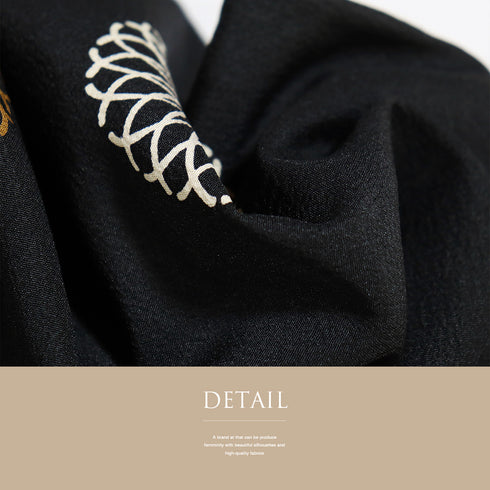 小紋 リサイクル 身丈167.7cm 裄69cm 袷 デザイン菊柄 丸に麻の葉柄 既製品 ブラック LLサイズ お洒落 カジュアル ポリエステル 洗える着物 広衿 Aランク