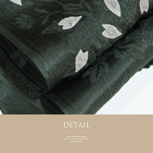 帯揚げ リサイクル お洒落 綸子 正絹 グリーン 菱柄 桜の花びら柄 未使用品 AG-1165