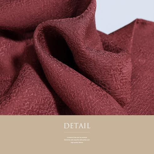 色無地 リサイクル 身丈159cm 裄62.8cm 袷 レッド Mサイズ セミフォーマル しつけ糸 正絹 広衿 地紋あり Sランク