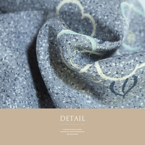 小紋 リサイクル 身丈155cm 裄65.1cm 袷 椿柄 グレー Sサイズ お洒落 カジュアル しつけ糸 正絹 広衿 Sランク