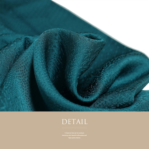 色無地 リサイクル 身丈159.5cm 裄64.4cm 袷 裂取り地紋 パールトーン加工 里美 グリーン Mサイズ お洒落 しつけ糸 正絹 広衿 地紋あり Sランク