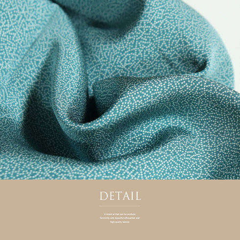 江戸小紋 リサイクル 身丈153.8cm 裄62.4cm 袷 ブルー Sサイズ お洒落 しつけ糸 正絹 広衿 Sランク