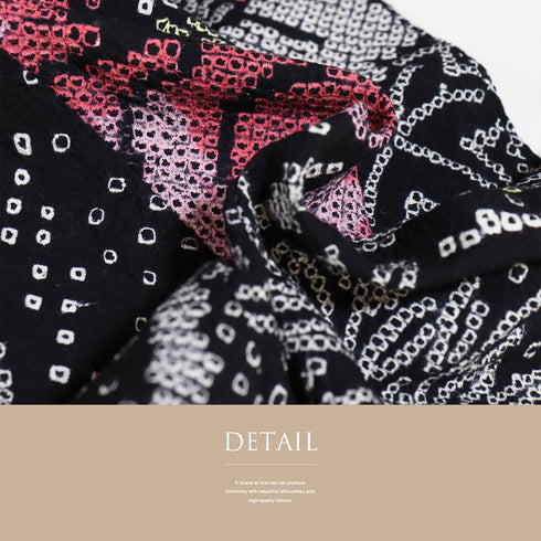 浴衣 リサイクル 夏着物 身丈153cm 裄68cm 夏物 有松鳴海本絞り 斜めに縞にハイビスカス模様 ブラック Sサイズ カジュアル 木綿 洗える着物 バチ衿 Sランク