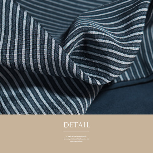 小紋 リサイクル 身丈160.5cm 裄66.8cm 袷 デザイン縞柄 ブルー Lサイズ お洒落 カジュアル 正絹 広衿 Sランク