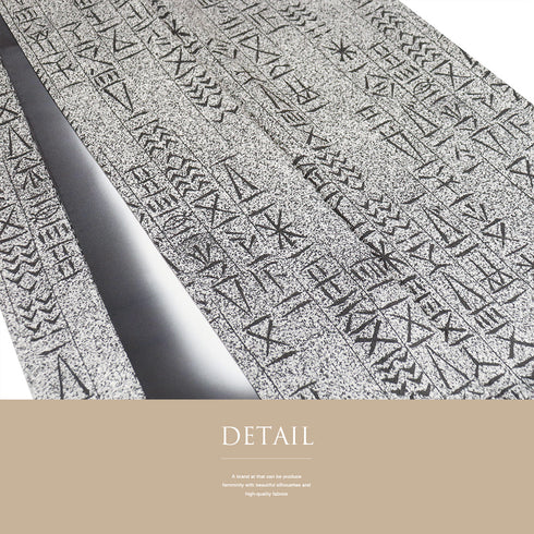 小紋 リサイクル 身丈163cm 裄66.8cm 袷 古代文字風柄 小原敏 グレー Lサイズ お洒落 カジュアル 正絹 広衿 Sランク