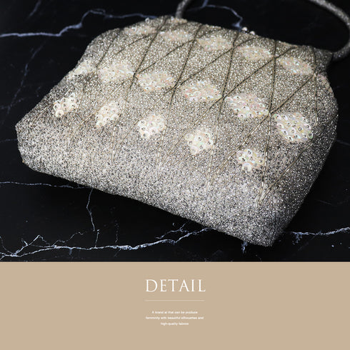 バッグ リサイクル お洒落 シルバー ビーズ Aランク 幾何学模様 横幅19cm 高さ19cm マチ6cm