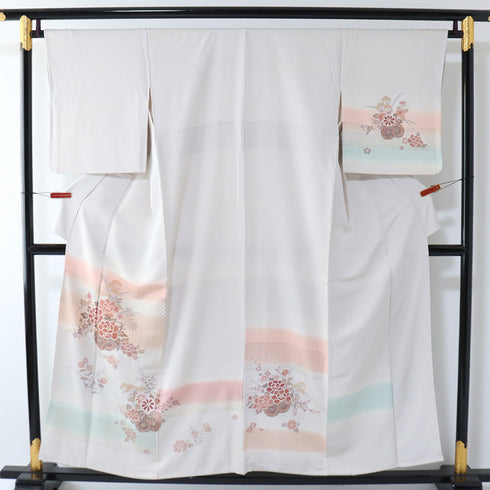 訪問着 リサイクル 身丈153.8cm 裄66cm 袷 花車柄 ぼかし 汕頭刺繍 相良刺繍 箔 グレー Sサイズ セミフォーマル お洒落 正絹 広衿 Bランク