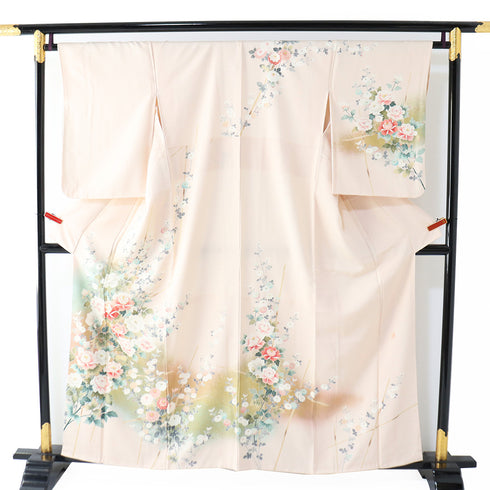 訪問着 リサイクル 身丈157.2cm 裄65.6cm 袷 牡丹に菊柄 金駒刺繍 箔 ピンク Mサイズ セミフォーマル お洒落 正絹 広衿 Sランク