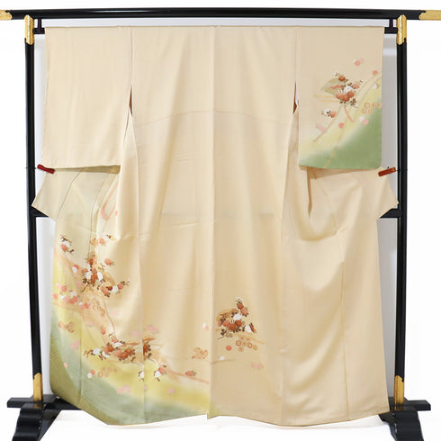 付下げ リサイクル 身丈159.5cm 裄66.4cm 袷 扇子や菊柄 金駒刺繍 箔 ゆったりサイズ オレンジ Mサイズ セミフォーマル お洒落 正絹 広衿 Sランク