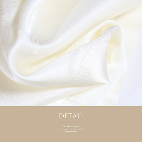 長襦袢 長襦袢 身丈120.5cm 裄65.8cm 袷 玩具や民芸品の地紋柄 アイボリー Mサイズ 正絹 袖無双 Aランク