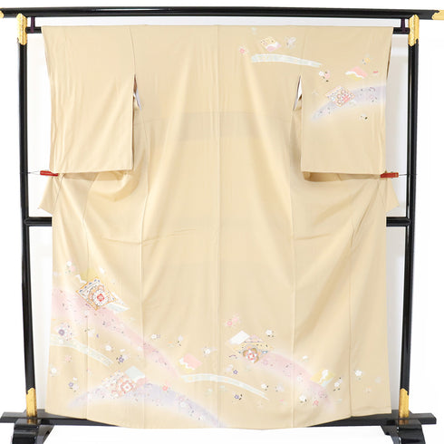 訪問着 リサイクル 身丈158cm 裄64.4cm 袷 菱柄 華紋柄 小花柄 金駒刺繍 ベージュ Mサイズ セミフォーマル 正絹 広衿 Sランク