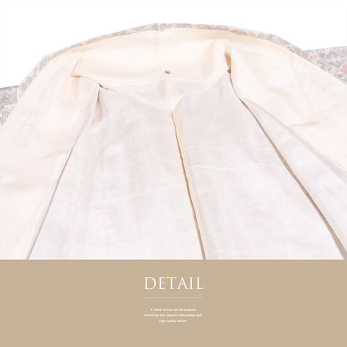 紬 リサイクル 身丈156.5cm 裄68.4cm 袷 幾何学華文様 ベージュ Mサイズ お洒落 カジュアル しつけ糸 正絹 広衿 Aランク