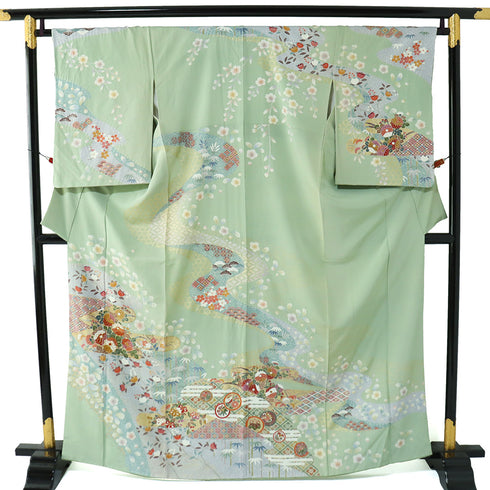 訪問着 リサイクル 身丈164.2cm 裄66.4cm 袷 霞に菊やたちばな柄 金駒刺繍 後絞り加工 箔 グリーン Lサイズ セミフォーマル お洒落 正絹 広衿 Sランク
