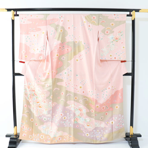 訪問着 リサイクル 身丈161cm 裄64.8cm 袷 鴛鴦に四季の花々柄 箔 ピンク Lサイズ お洒落 正絹 広衿 Sランク