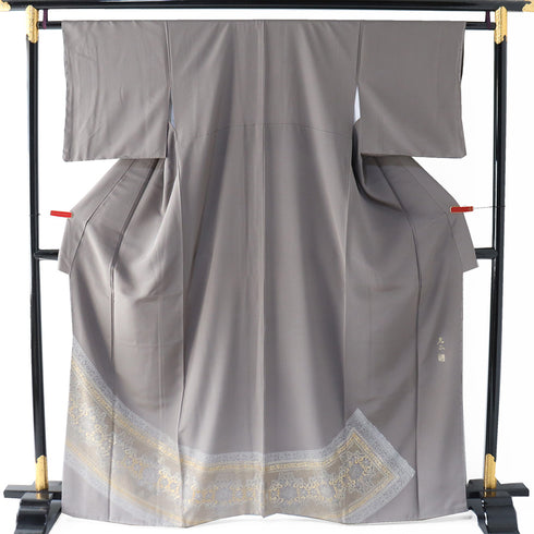 色留袖 リサイクル 身丈163.2cm 裄62.4cm 袷 華紋や唐草柄 金彩 和田光正 金彩友禅 グレー Lサイズ フォーマル セミフォーマル 落款 正絹 広衿 Sランク
