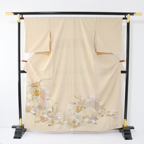 色留袖 リサイクル 身丈160.8cm 裄66.4cm 袷 花や橋柄 金駒刺繍 ベージュ Lサイズ 一つ紋 正絹 広衿 Aランク