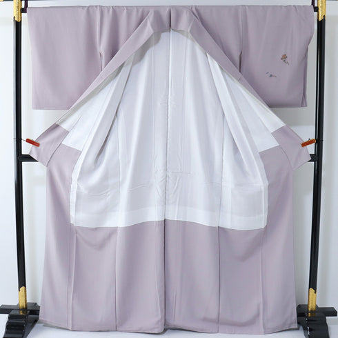 付下げ リサイクル 身丈163.5cm 裄69.6cm 袷 茶道具に花籠柄 刺繍 パープル Lサイズ お洒落 正絹 広衿 Sランク