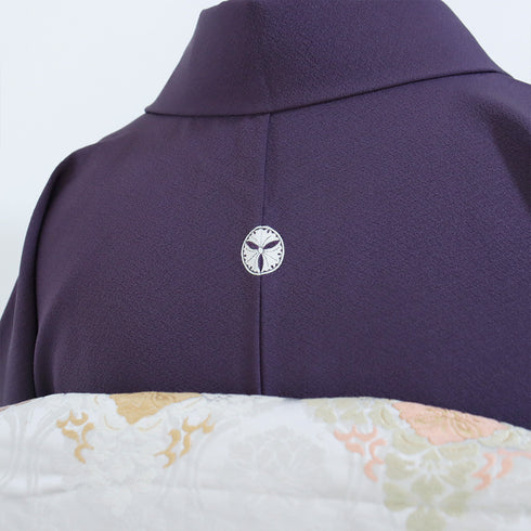 色無地 リサイクル 身丈158.2cm 裄66cm 袷 パープル Mサイズ セミフォーマル お洒落 一つ紋 しつけ糸 正絹 広衿 地紋なし Sランク