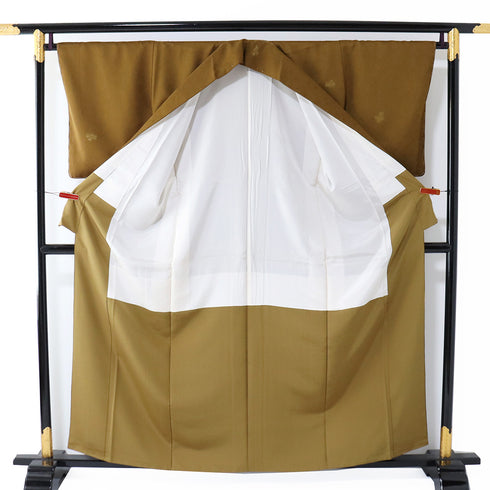 訪問着 リサイクル 身丈159cm 裄65.8cm 袷 斜めぼかし柄 利男 ブラウン Mサイズ お洒落 セミフォーマル 落款 しつけ糸 正絹 広衿 Sランク