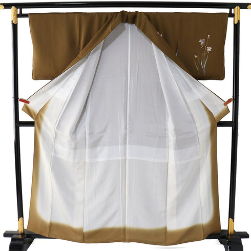 付下げ リサイクル 身丈158.4cm 裄64.4cm 袷 サギ草柄 ブラウン Mサイズ セミフォーマル しつけ糸 正絹 広衿 Sランク