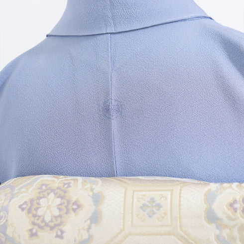 色無地 リサイクル 身丈157.7cm 裄63cm 袷 パールトーン加工 ブルー Mサイズ セミフォーマル お洒落 一つ紋 正絹 広衿 地紋なし Sランク