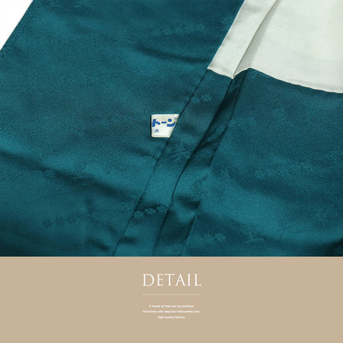 色無地 リサイクル 身丈159.5cm 裄64.4cm 袷 裂取り地紋 パールトーン加工 里美 グリーン Mサイズ お洒落 しつけ糸 正絹 広衿 地紋あり Sランク