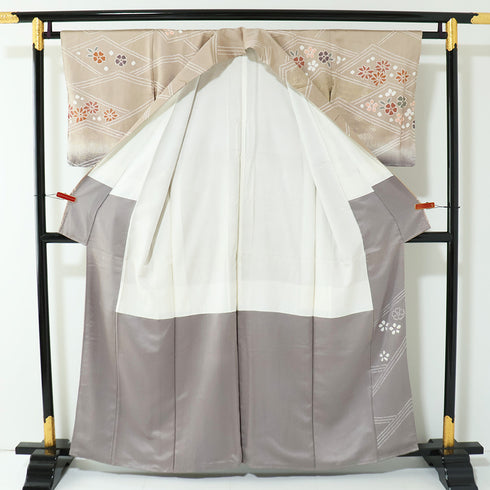 訪問着 リサイクル 身丈157.7cm 裄62.6cm 袷 花柄 箔 絞り ブラウン Mサイズ 正絹 広衿 Sランク