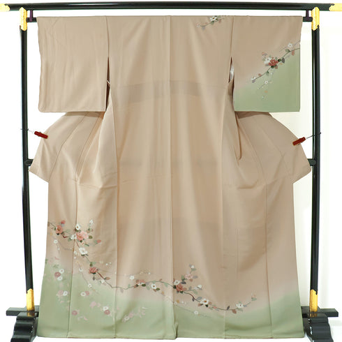 訪問着 リサイクル 身丈166.8cm 裄66cm 袷 椿に菊や梅柄 刺繍 ベージュ LLサイズ セミフォーマル お洒落 正絹 広衿 Sランク