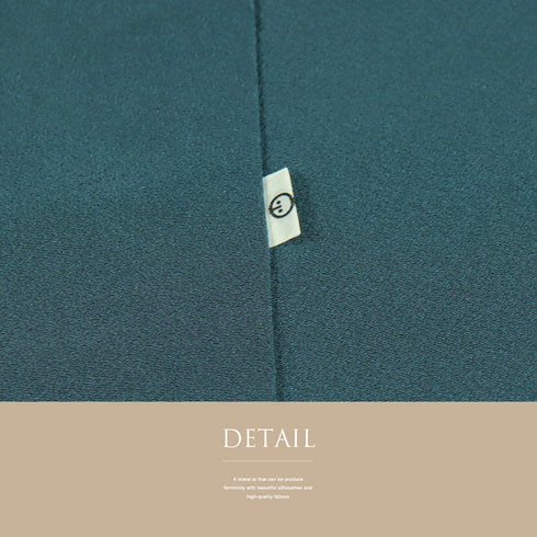 色無地 リサイクル 身丈158cm 裄62.8cm 袷 花井幸子の色 グリーン Mサイズ セミフォーマル 落款 一つ紋 しつけ糸 正絹 広衿 地紋なし Sランク