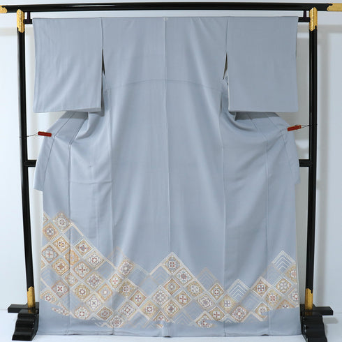 色留袖 リサイクル 身丈171cm 裄66.8cm 袷 デザイン青海波に華紋柄 金駒刺繍 箔 ブルー LLサイズ セミフォーマル 一つ紋 正絹 広衿 Aランク