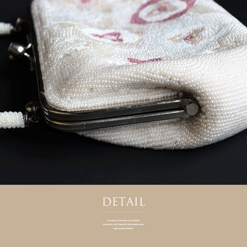 ビーズバック アンティーク 白地 お洒落 カジュアル 横幅20cm 高さ12cm マチ4.5cm Aランク 和装小物 ZO-59